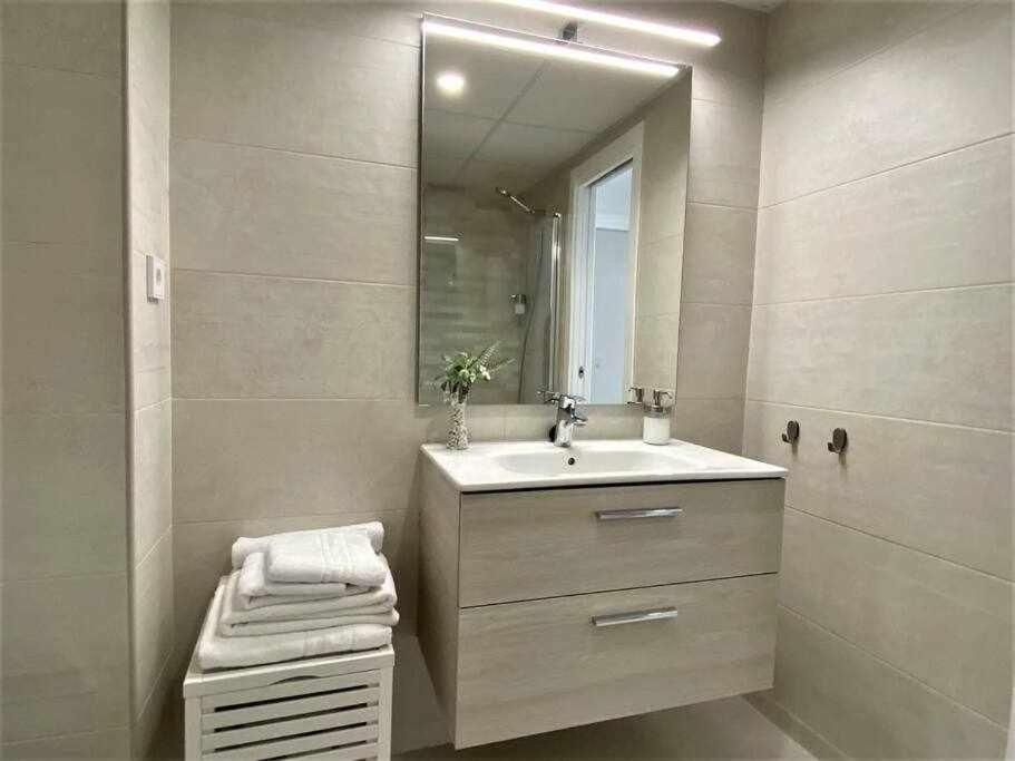 XV Apartamentos Morales & Arnal 埃斯特波纳 外观 照片