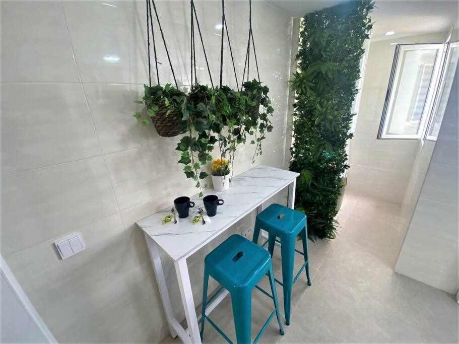 XV Apartamentos Morales & Arnal 埃斯特波纳 外观 照片